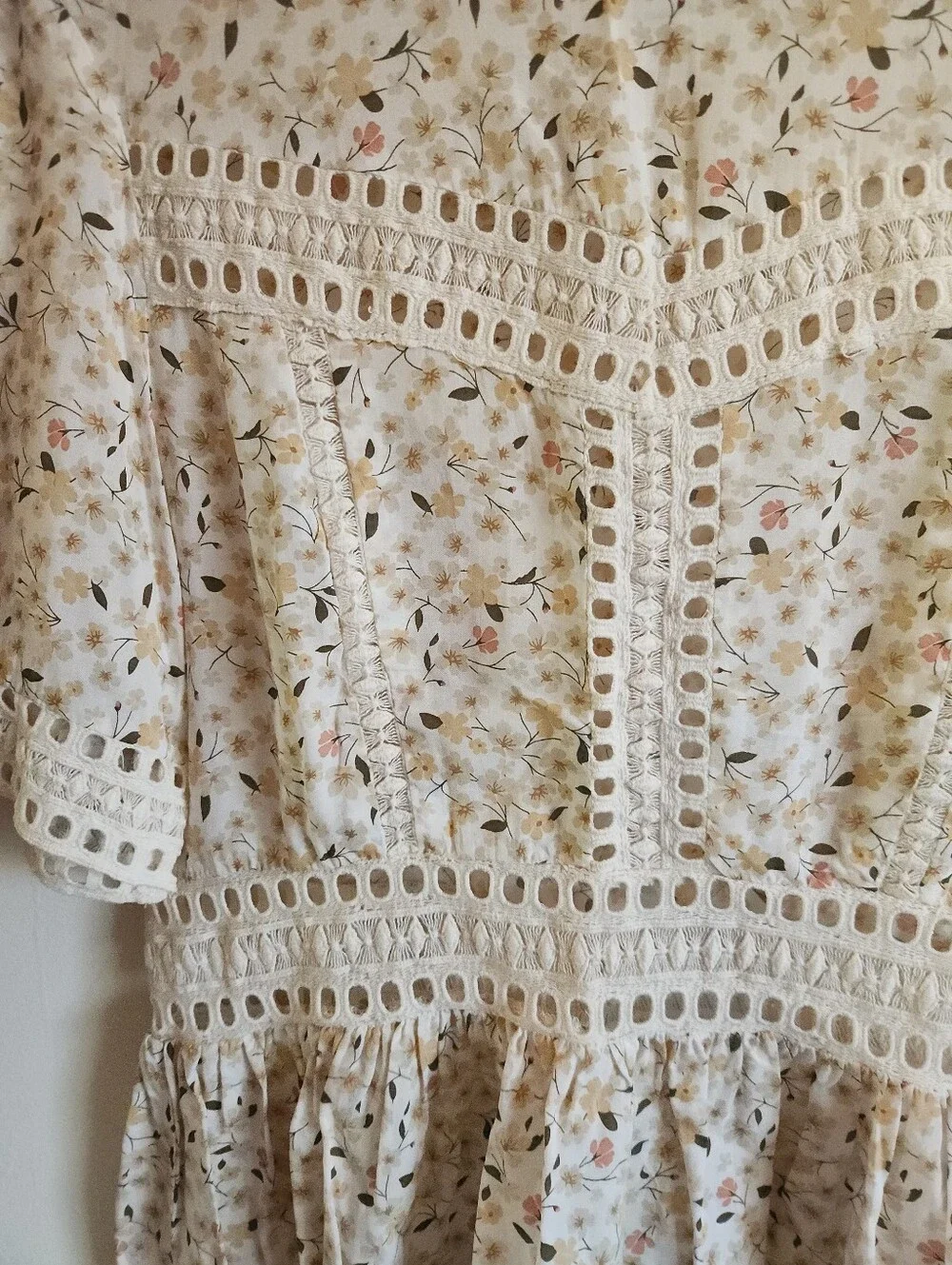 Ranna Gill Short Sleeve Blouse Floral Peplum Top Cream Modal Floral Small - Picture 3 of 12